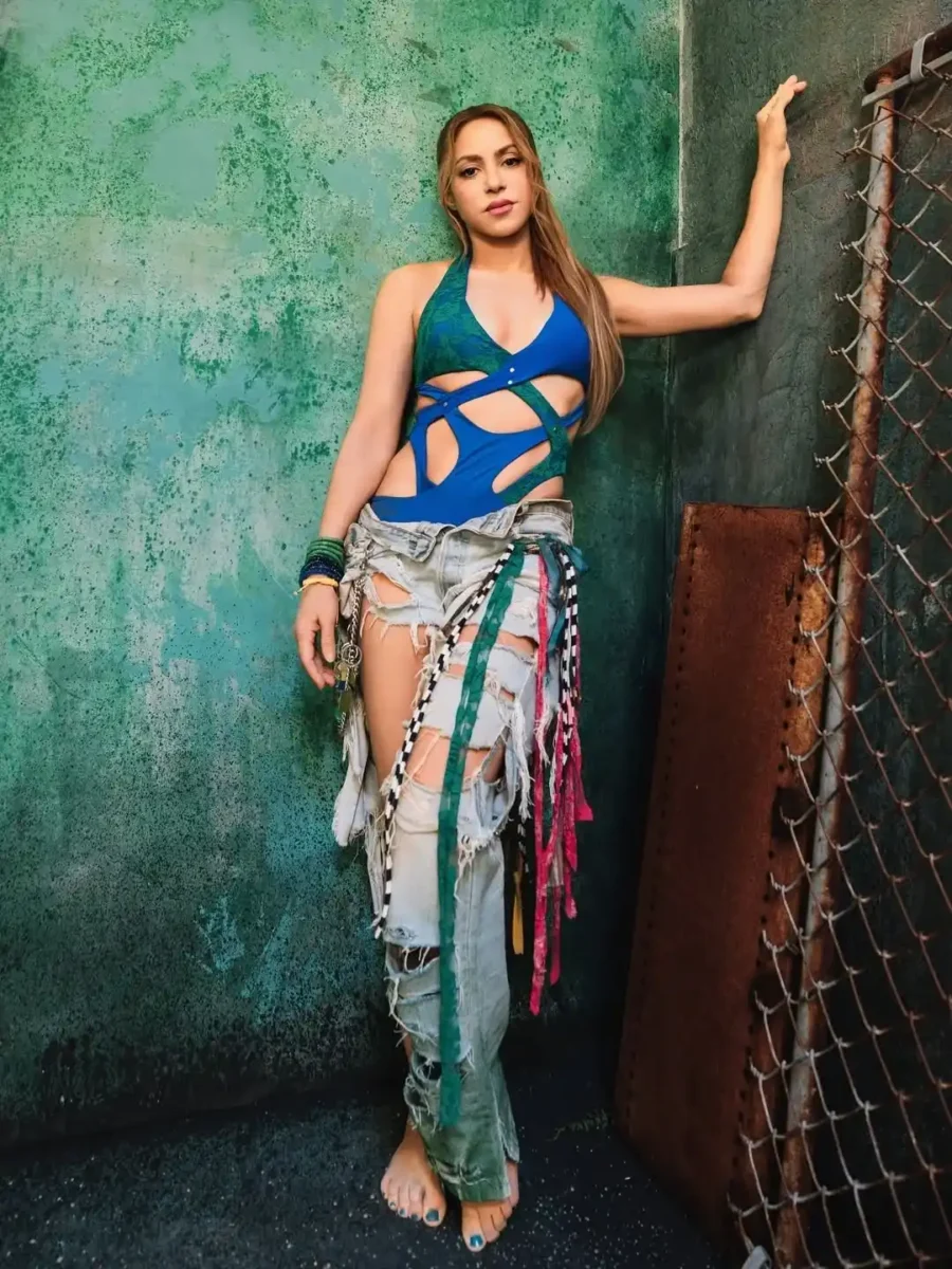 Shakira’s High-Energy Performance Sparks Global Buzz Ahead of FIFA World Cup 2026 Celebrations 13 fffg 1 11zon