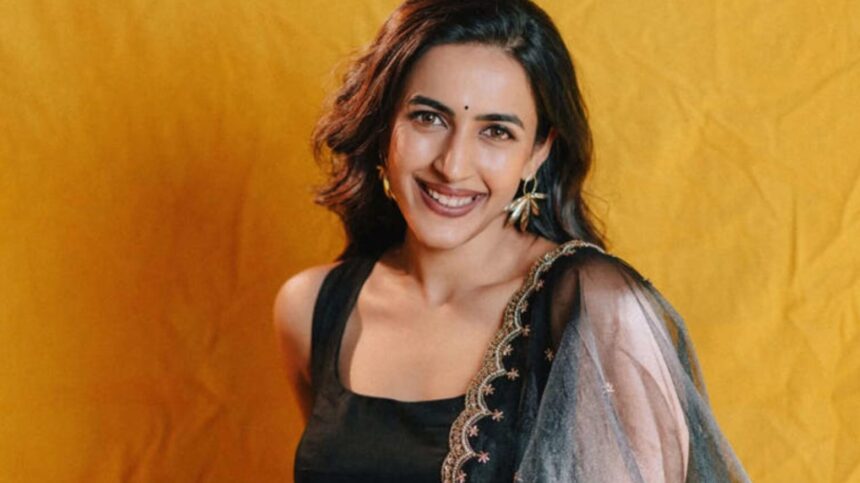 Niharika Konidela celebrates Committee Kurrollu winning National Film Awards