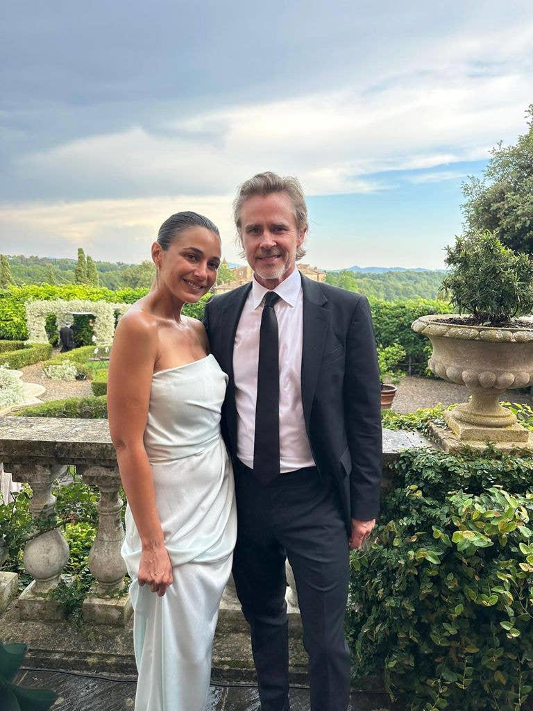 Isla Fisher and Emmanuelle Chriqui Bring Timeless Elegance to a Dream Wedding in Tuscany 14 hdfgfdgfd