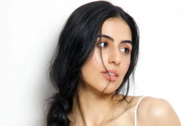 Simar Bhatia and Roshan Mathew are reportedly set to star together in a new romantic comedy