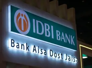 IDBI Bank headquarters and stock market performance amid Q2 FY27 earnings and proposed Fairfax acquisition