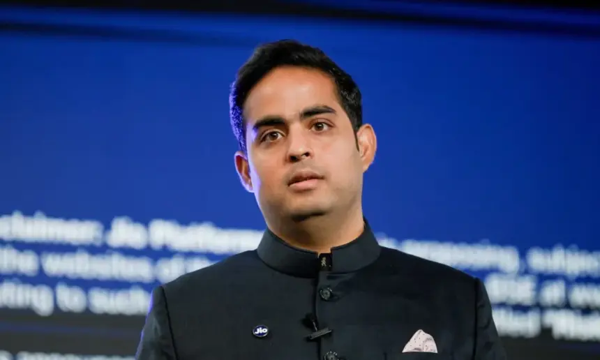 Akash Ambani speaking at a Jio corporate event